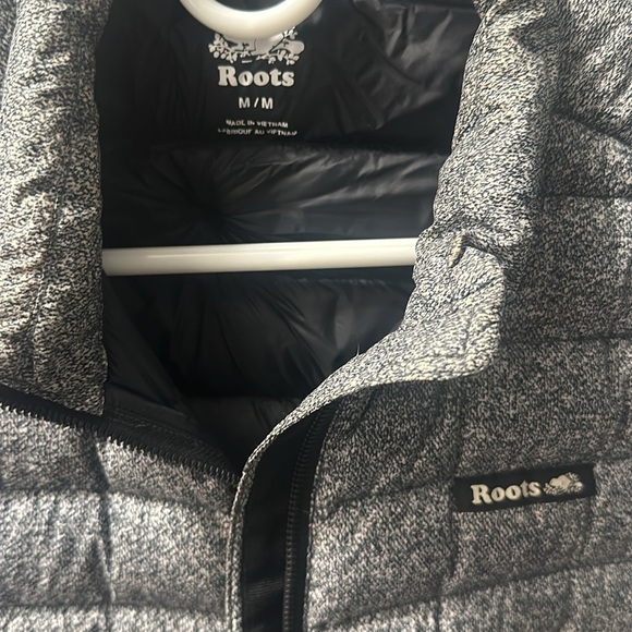 Roots Spring Puffer size M - Picture 2 of 3